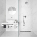 Modern fehér lakás fürdőszoba