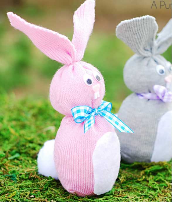 húsvéti dekoráció - húsvéti nyuszi zokniból